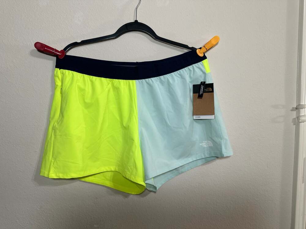 NWT The North Face Women's Wander Shorts Colorblock FlashDry - Size XL